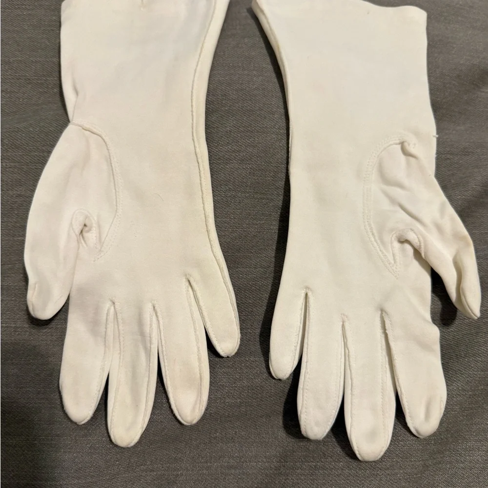 Fownes Royale White Gloves with Embroidered  100% Double Woven Cotton Vintage